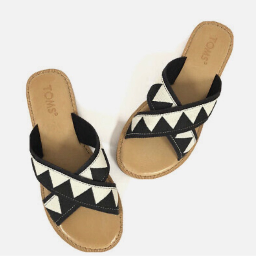 Toms Viv Black Tribal Crossover Slide Sandal